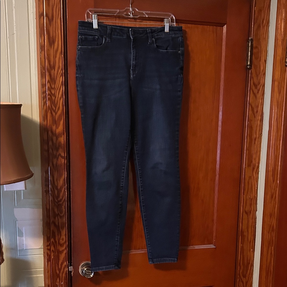 Dark Skinny Jeans